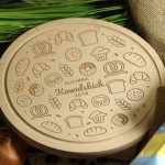 Zdjęcie produktu Precel - grawerowana deska do krojenia z personalizacją