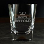 Zdjęcie produktu Zestaw Emeryta - whisky Johnnie Walker w komplecie z grawerowaną skrzynką i szklankami