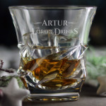 Zdjęcie produktu The Lord Of The Drinks - grawerowana szklanka do whisky z personalizacją
