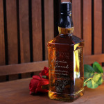 Zdjęcie produktu Za Wspólne Plany - grawerowana whiskey z personalizacją dla zakochanych