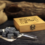 Zdjęcie produktu ILY - grawerowany zestaw do whisky z personalizacją na Walentynki