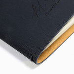 Zdjęcie produktu Motyl - grawerowany notatnik brązowy lub czarny z personalizacją