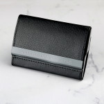 Zdjęcie produktu Dwustronny wizytownik z wygrawerowaną personalizacją