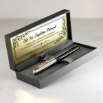 Zdjęcie produktu Grawerowane pióro w etui Parker z personalizacją z okazji ukończenia szkoły