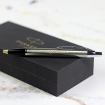 Zdjęcie produktu Słońce - grawerowany długopis Parker z personalizacją dla ukochanej osoby