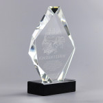 Zdjęcie produktu Jesteś Zwycięzcą - grawerowana statuetka kryształowa w etui, na dowolną okazję