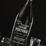 Zdjęcie produktu Pierwsza Legalna - grawerowana wódka Biały Bocian z personalizacją na 18 urodziny