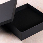 Zdjęcie produktu Grawerowana szklana statuetka z nadrukiem, w podziękowaniu za służbę