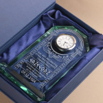 Zdjęcie produktu Horus - grawerowana statuetka z zegarem na urodziny