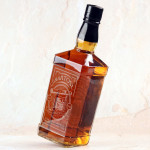 Zdjęcie produktu Na Zdrowie - grawerowana whiskey Jack Daniel's z personalizacją dla niego