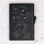 Zdjęcie produktu Podróżnik - grawerowane etui na karty z personalizacją