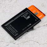 Zdjęcie produktu Caution - grawerowane etui na karty kredytowe z personalizacją