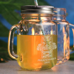 Zdjęcie produktu Talizman - grawerowany kubek-słoik z personalizacją na parapetówkę