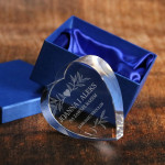 Zdjęcie produktu Serce ze szkła - grawerowana statuetka na ślub