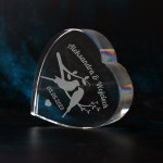 Zdjęcie produktu Papużki Nierozłączki - grawerowana statuetka w kształcie serca dla zakochanych