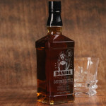 Zdjęcie produktu Osiemnastka - grawerowana whiskey Jack Daniel's z urodzinową personalizacją
