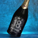 Zdjęcie produktu Dorosłość - grawerowane prosecco na osiemnastkę