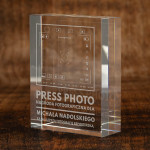 Zdjęcie produktu Szklana statuetka - Nagroda dla Fotografa