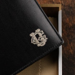 Zdjęcie produktu Monogram Wallet - personalizowany portfel skórzany z monogramem wykonanym ręcznie ze srebra