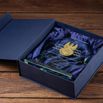 Zdjęcie produktu Statuetka z mosiężnym orłem marynarki wojennej