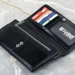 Zdjęcie produktu Skórzany portfel damski ze srebrnym monogramem