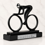 Zdjęcie produktu Personalizowana statuetka kolarza – pamiątka trasy i wyniku