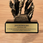 Zdjęcie produktu Odwaga w ogniu – personalizowana statuetka dla strażaka