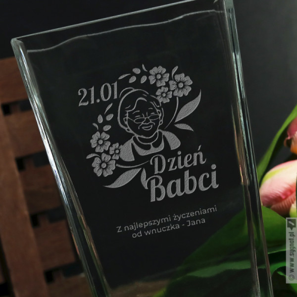 Wazon Babci - grawerowany wazon z personalizacją na Dzień Babci