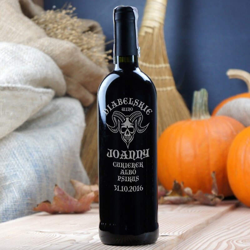 Zdjęcie produktu Diabelskie Wino - czerwone, grawerowane na Halloween