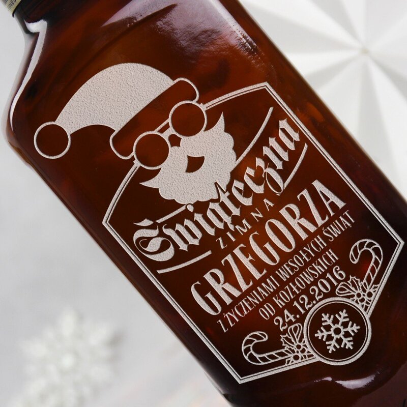 Zdjęcie produktu Świąteczna Zimna - grawerowana whisky Ballentine's