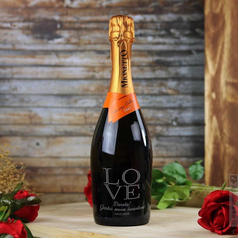 Zdjęcie produktu Love - grawerowane wino musujące Prosecco z personalizacją dla ukochanej osoby