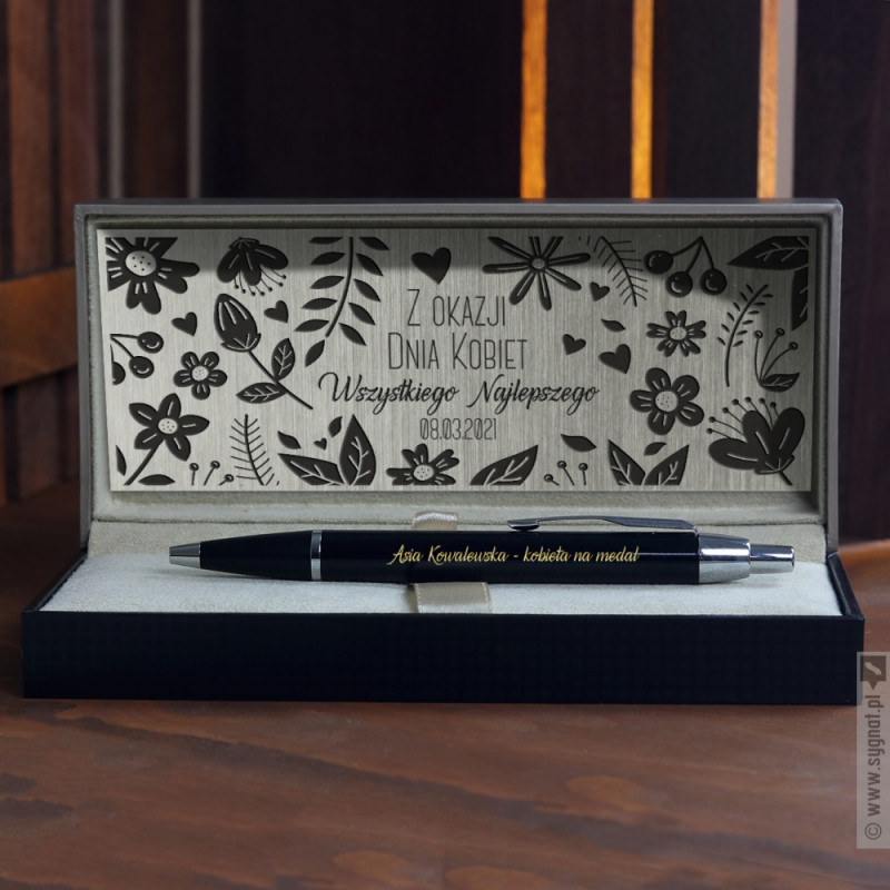 Zdjęcie produktu Grawerowany długopis Parker w etui z personalizacją na Dzień Kobiet